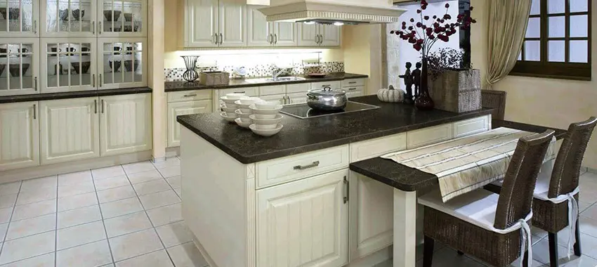 When Should Your Replace Your Kitchen Counter top?